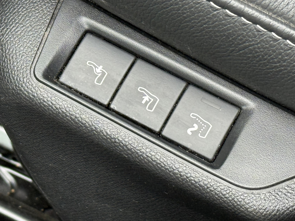 Citroën Ë-C4 (S867SF) met abonnement