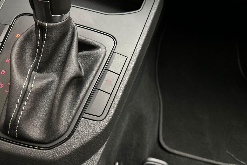 Seat Ibiza (JNL49R) met abonnement