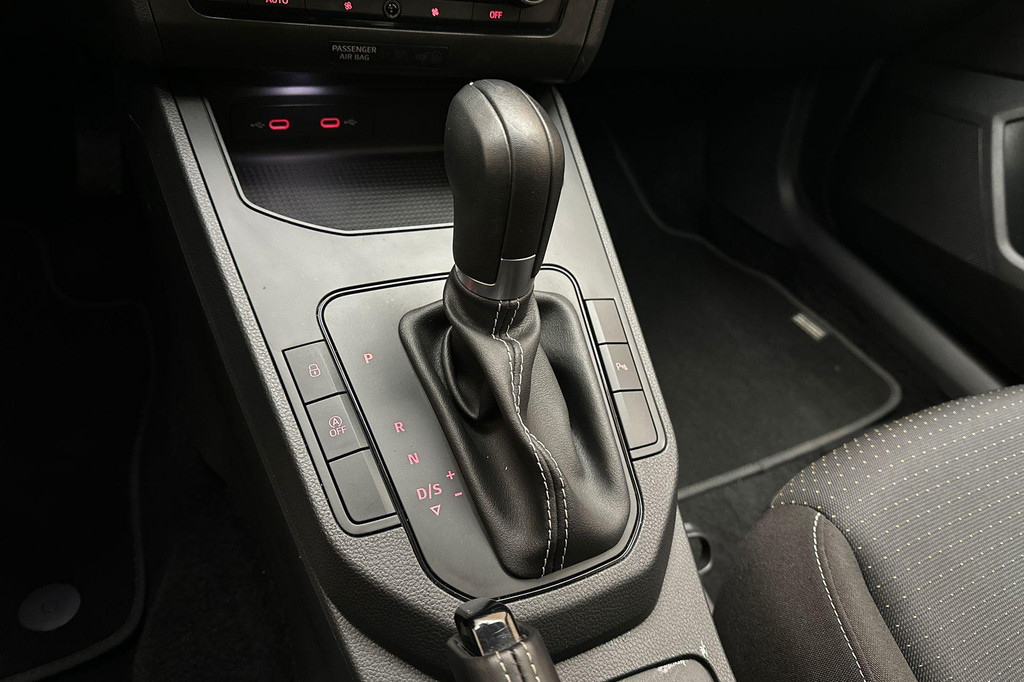 Seat Ibiza (JNL46R) met abonnement