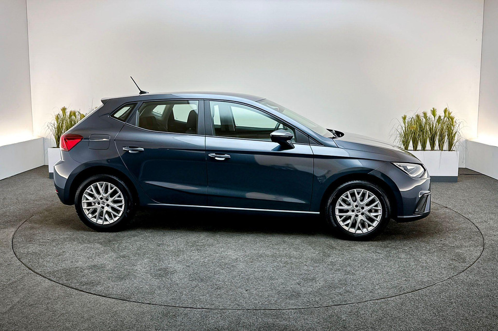 Seat Ibiza (JNL46R) met abonnement