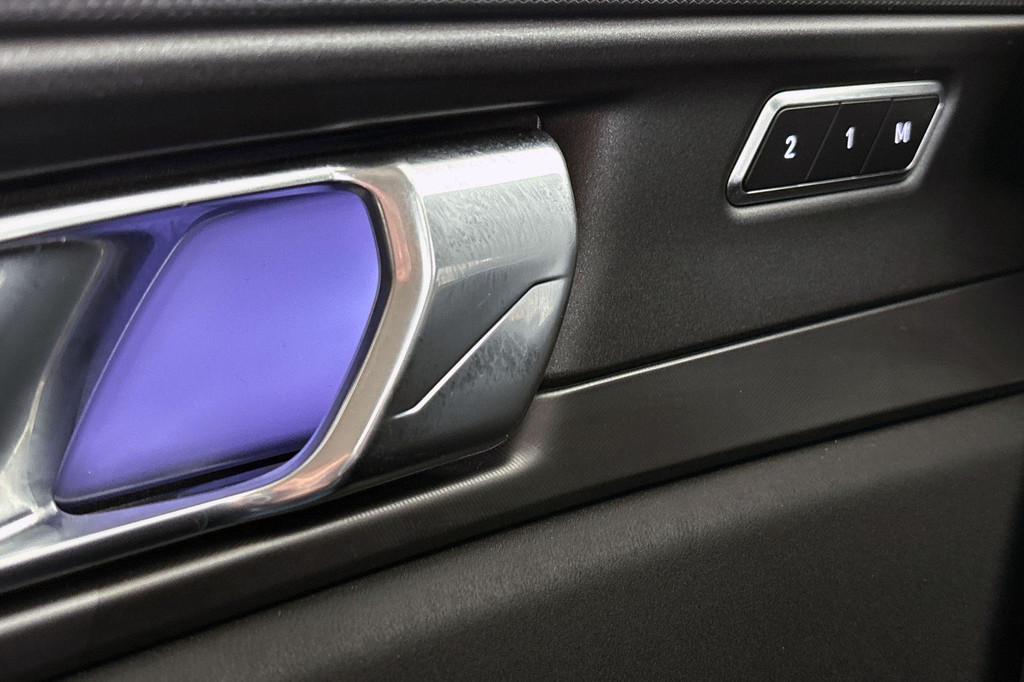 Lynk & Co 01 (S477FS) met abonnement