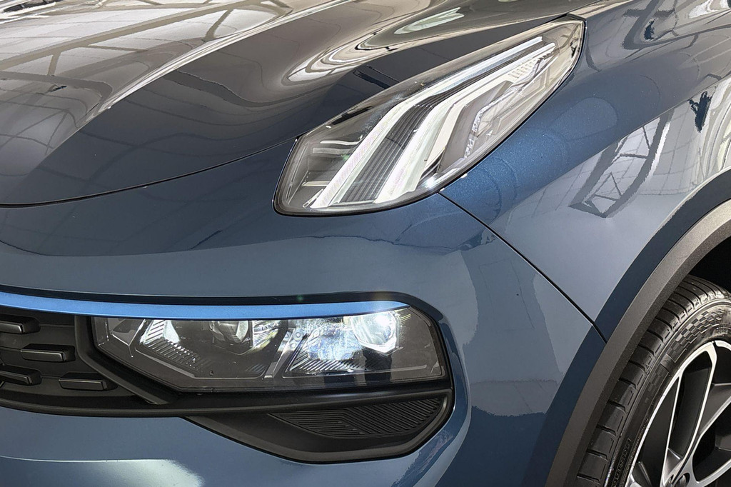 Lynk & Co 01 (S477FS) met abonnement