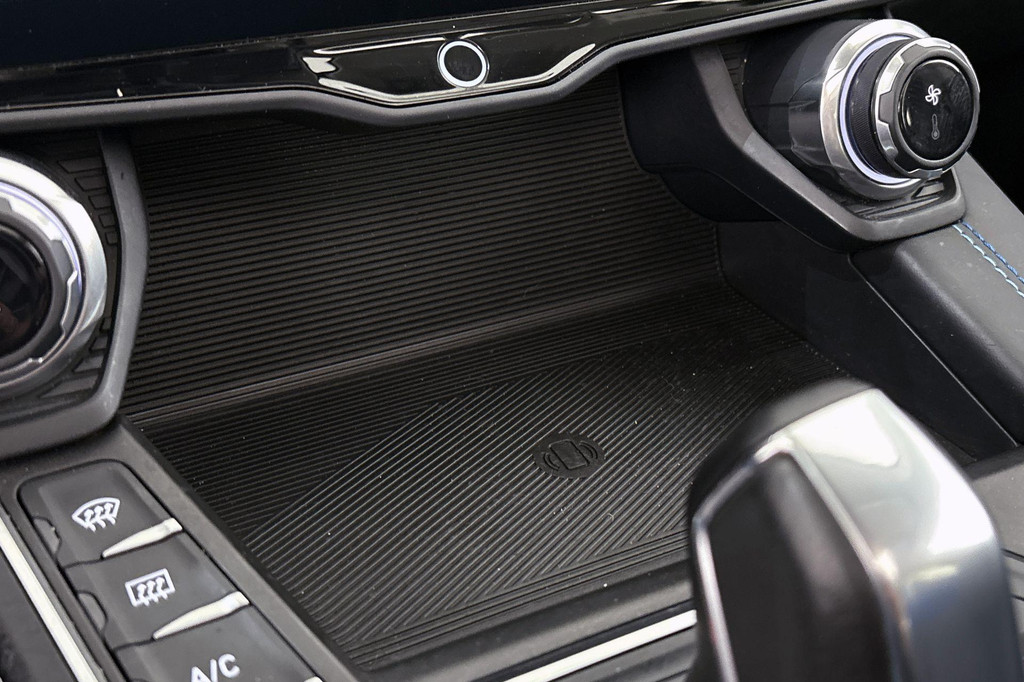 Lynk & Co 01 (S477FS) met abonnement