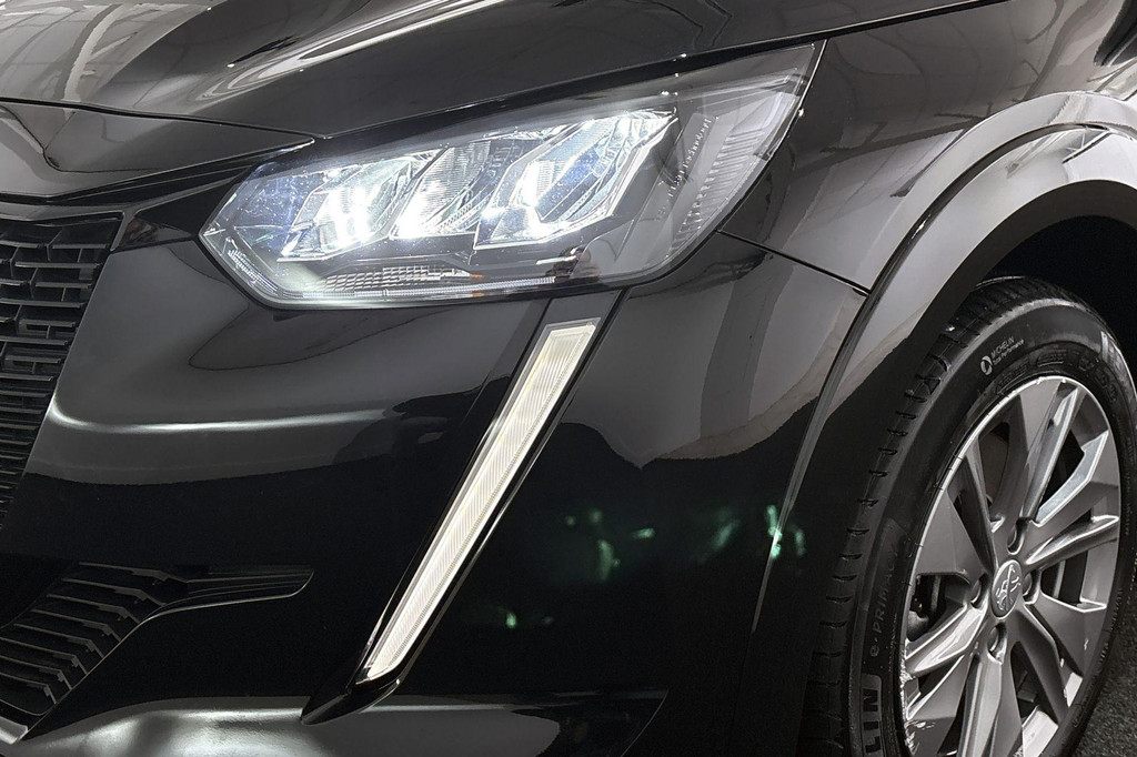 Peugeot e-208 (S950RD) met abonnement