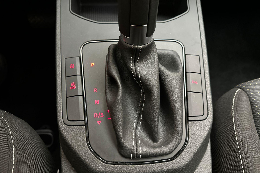 Seat Ibiza (JPJ01Z) met abonnement