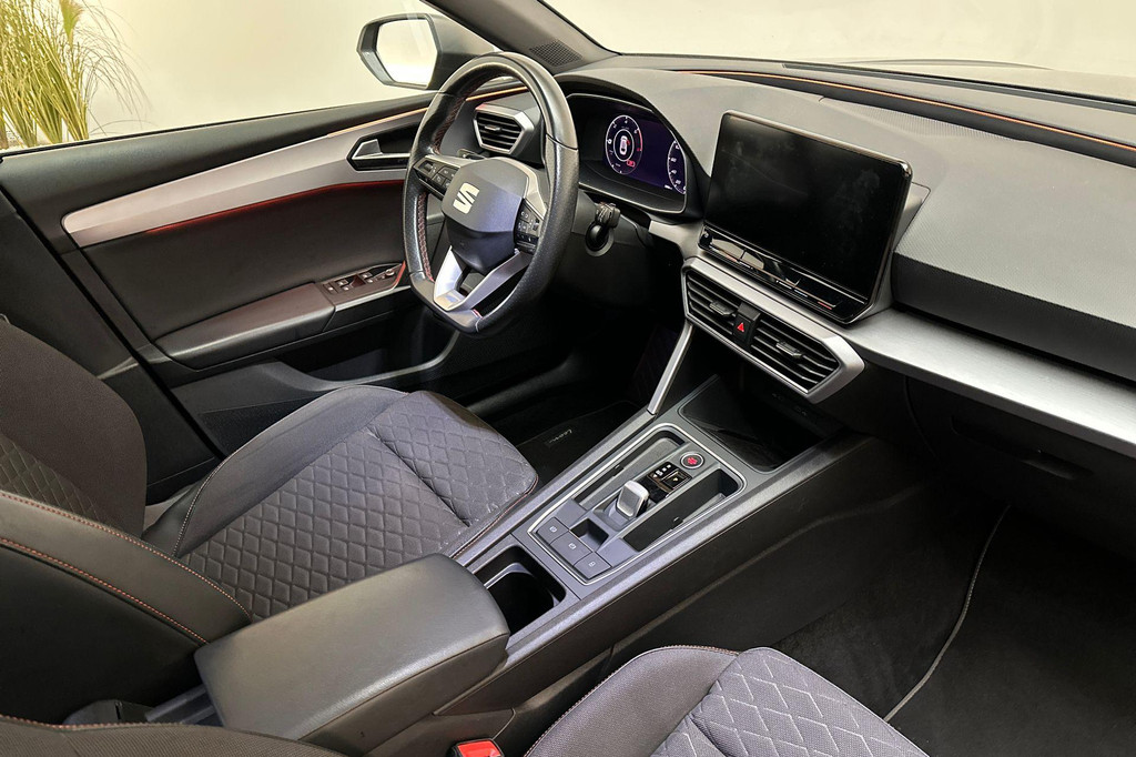 Seat Leon Sportstourer (JSV34V) met abonnement