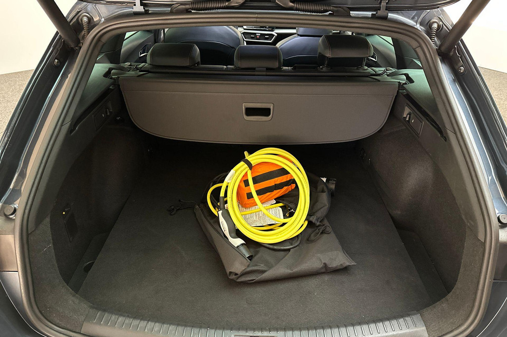 Seat Leon Sportstourer (JSV34V) met abonnement