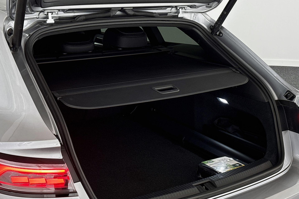 Volkswagen Arteon Shooting Brake (JTJ69T) met abonnement