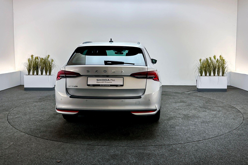 ŠKODA Octavia (JPV76P) met abonnement