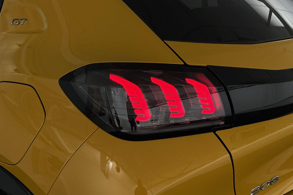 Peugeot 208 (K367LJ) met abonnement