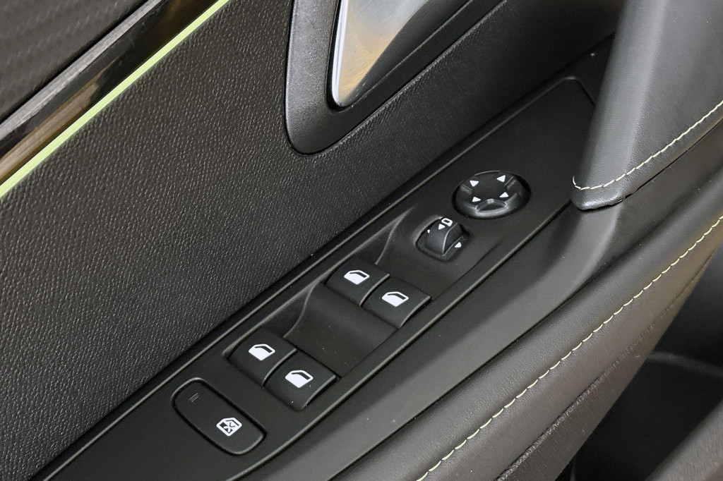 Peugeot 208 (K367LJ) met abonnement