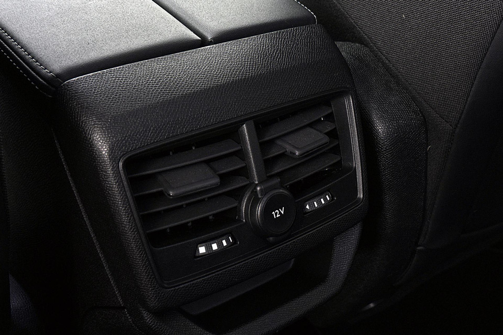 Peugeot 3008 (JPG96K) met abonnement