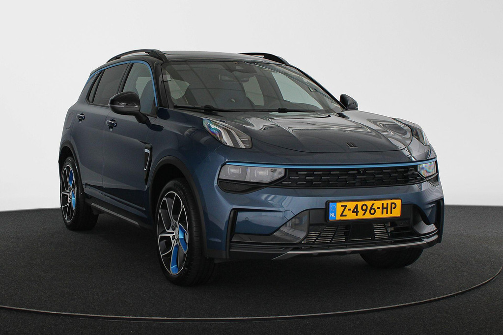 Lynk & Co 01 (Z496HP) met abonnement