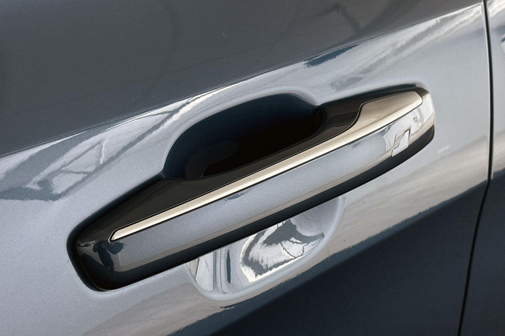 Lynk & Co 01 (Z496HP) met abonnement