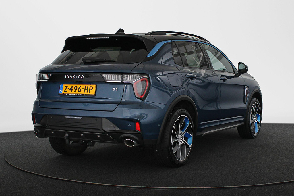 Lynk & Co 01 (Z496HP) met abonnement