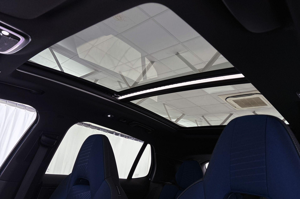 Lynk & Co 01 (Z496HP) met abonnement