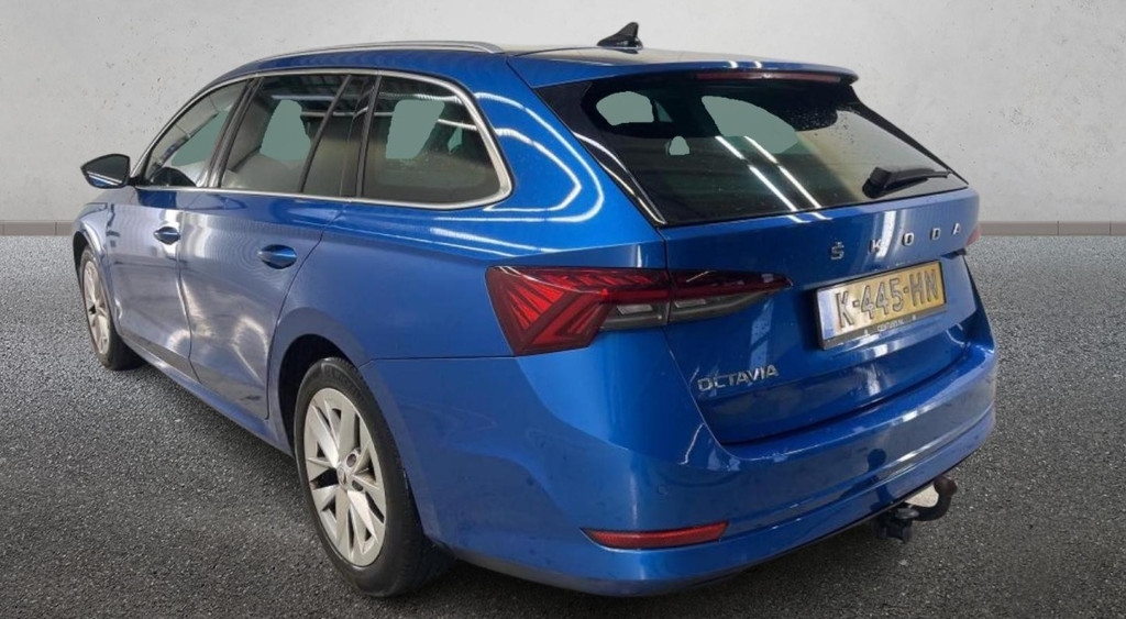 ŠKODA Octavia (K445HN) met abonnement