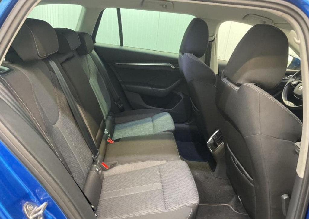 ŠKODA Octavia (K445HN) met abonnement