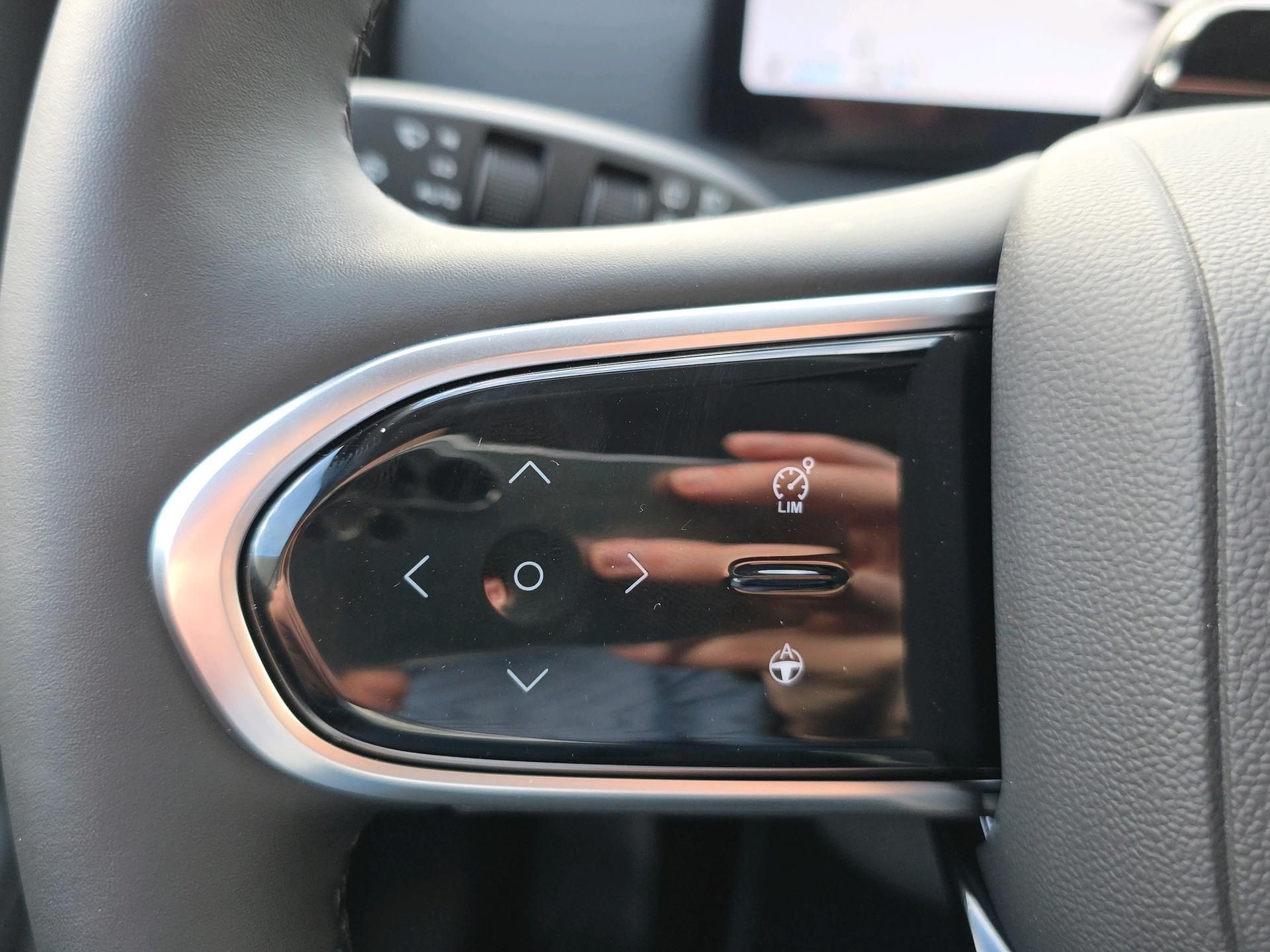 JAECOO 7 (HLP24D) met abonnement