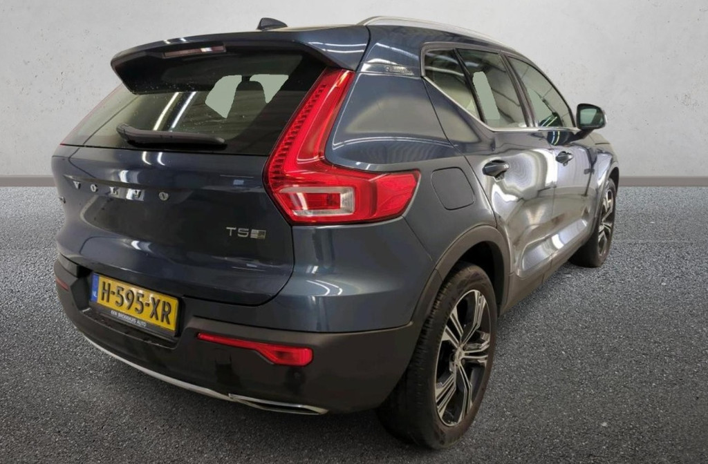 Volvo XC40 (H595XR) met abonnement