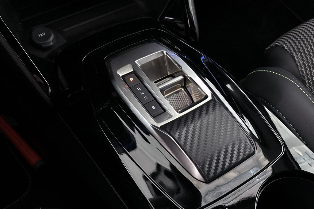 Peugeot e-2008 (HLS08B) met abonnement