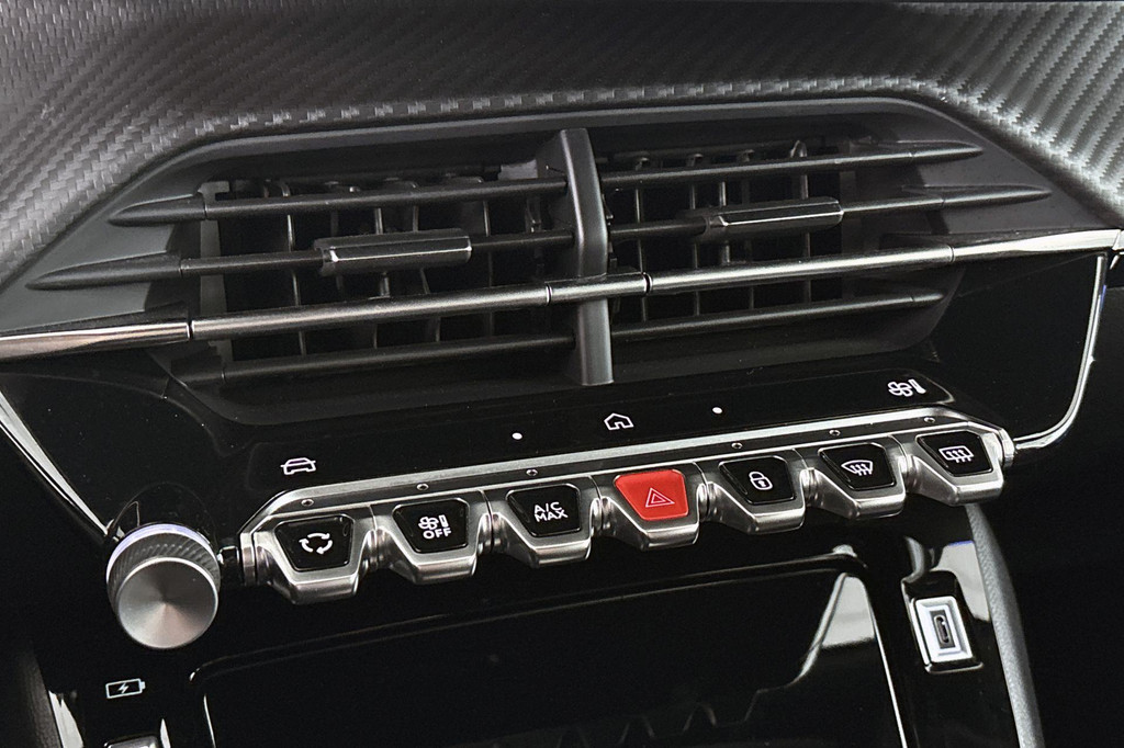 Peugeot e-2008 (HLS08B) met abonnement