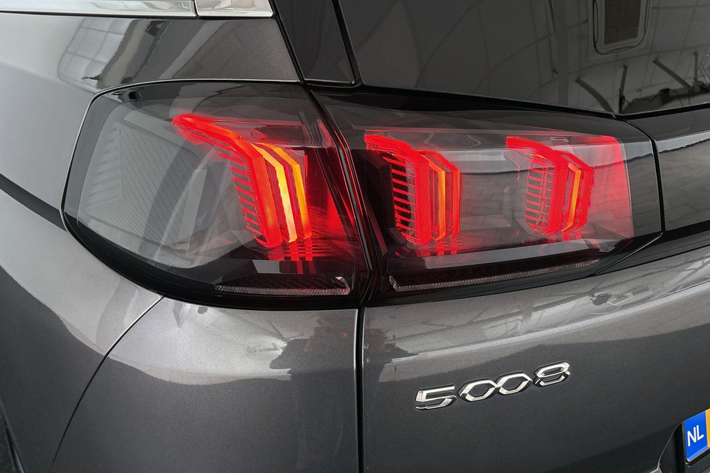 Peugeot 5008 (JTL71L) met abonnement