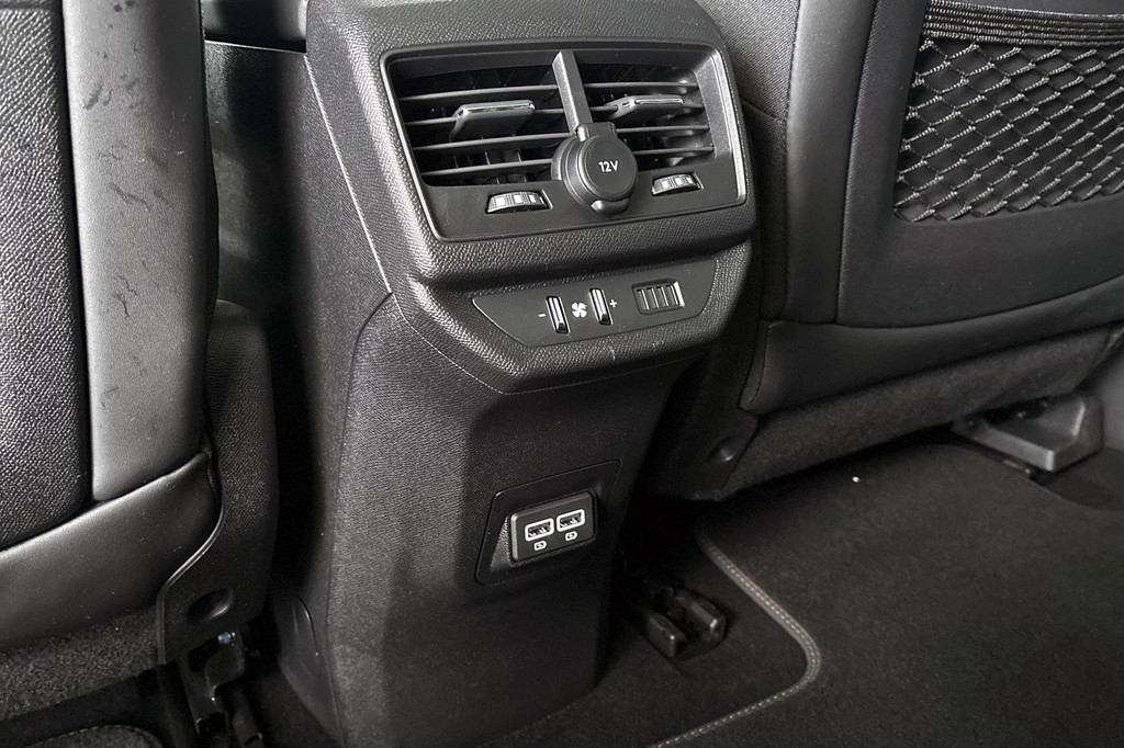 Peugeot 5008 (JTL71L) met abonnement