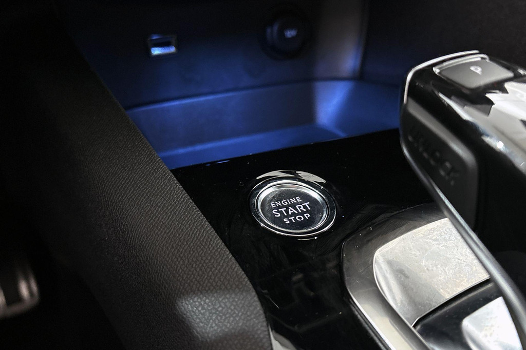 Peugeot 5008 (JTL71L) met abonnement