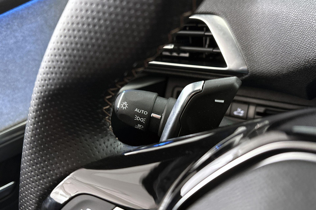 Peugeot 5008 (JTL71L) met abonnement