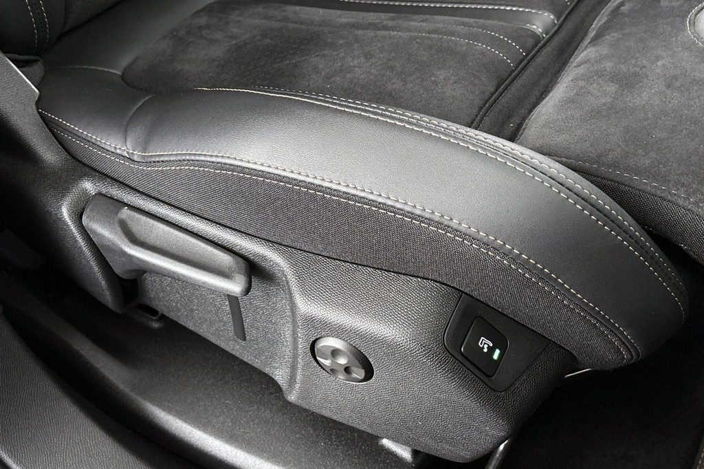 Peugeot 5008 (JTL71L) met abonnement