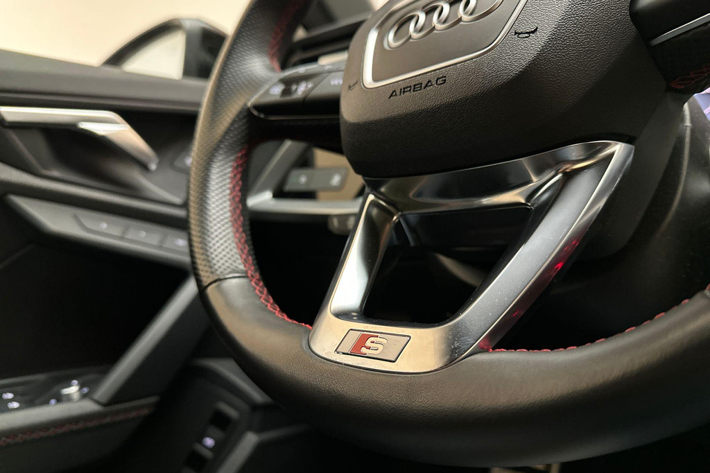 Audi A3 (X106ZD) met abonnement