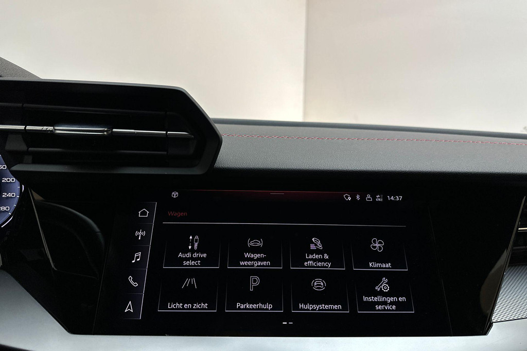 Audi A3 (X106ZD) met abonnement