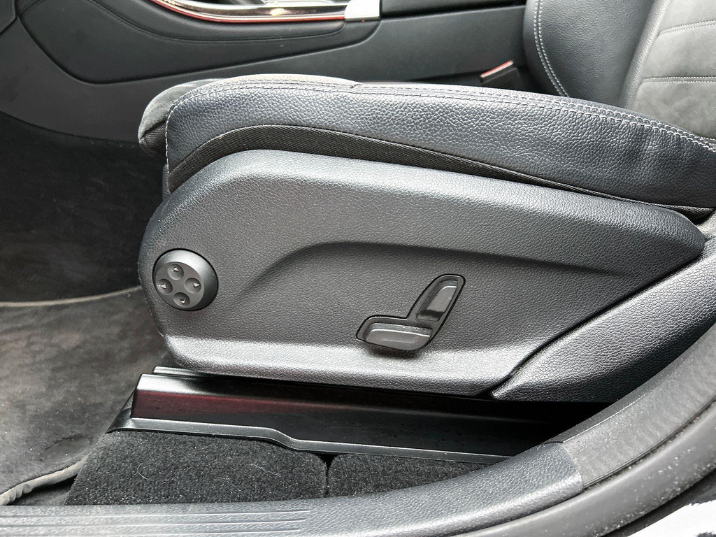 Mercedes-Benz EQC (L907PH) met abonnement