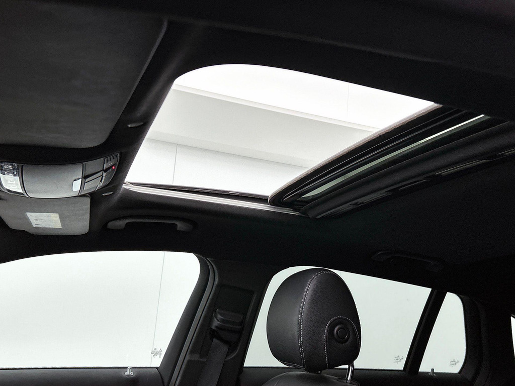 Mercedes-Benz EQC (L907PH) met abonnement