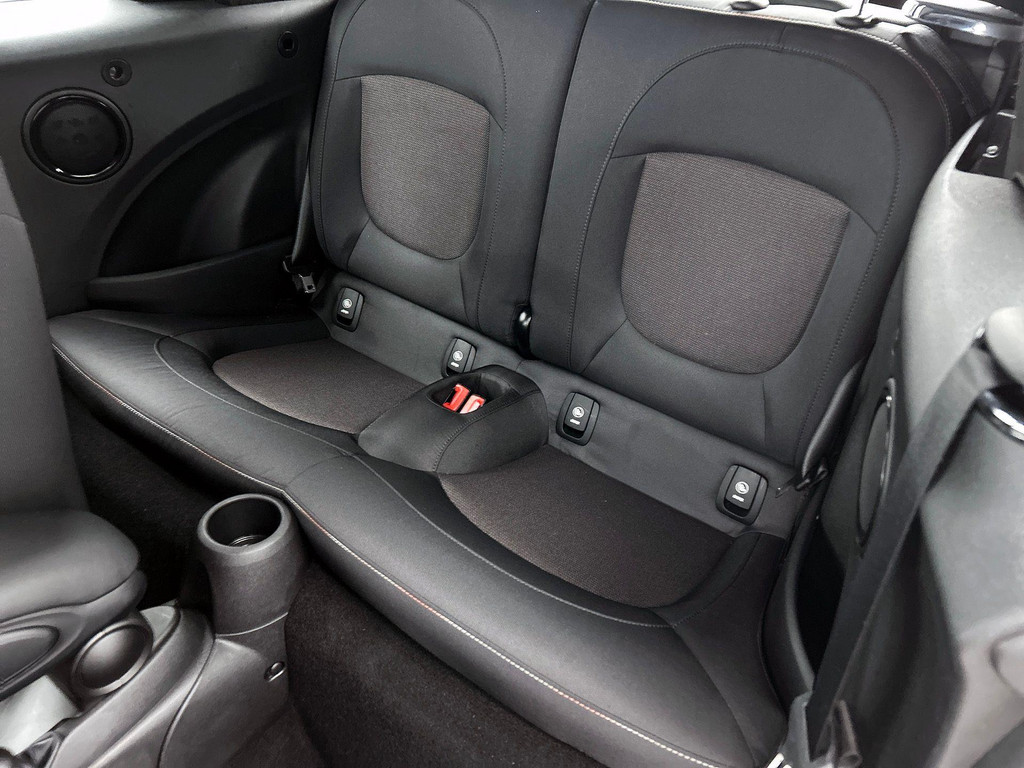 MINI Cooper Cabrio (JRJ50P) met abonnement