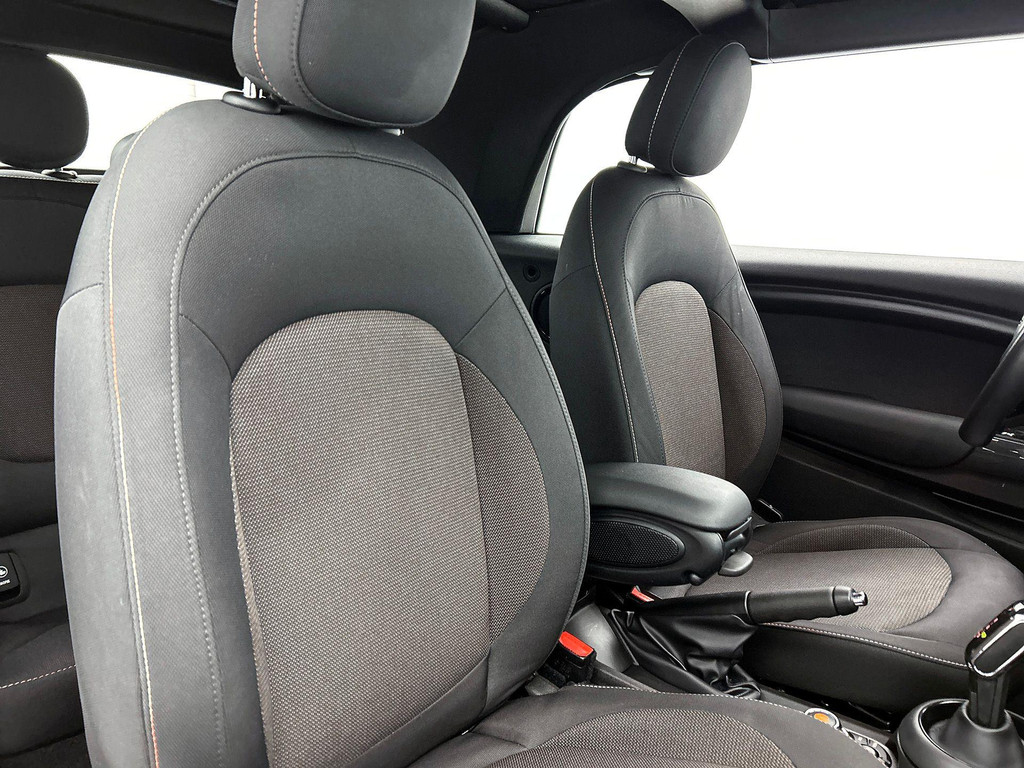 MINI Cooper Cabrio (JRJ50P) met abonnement