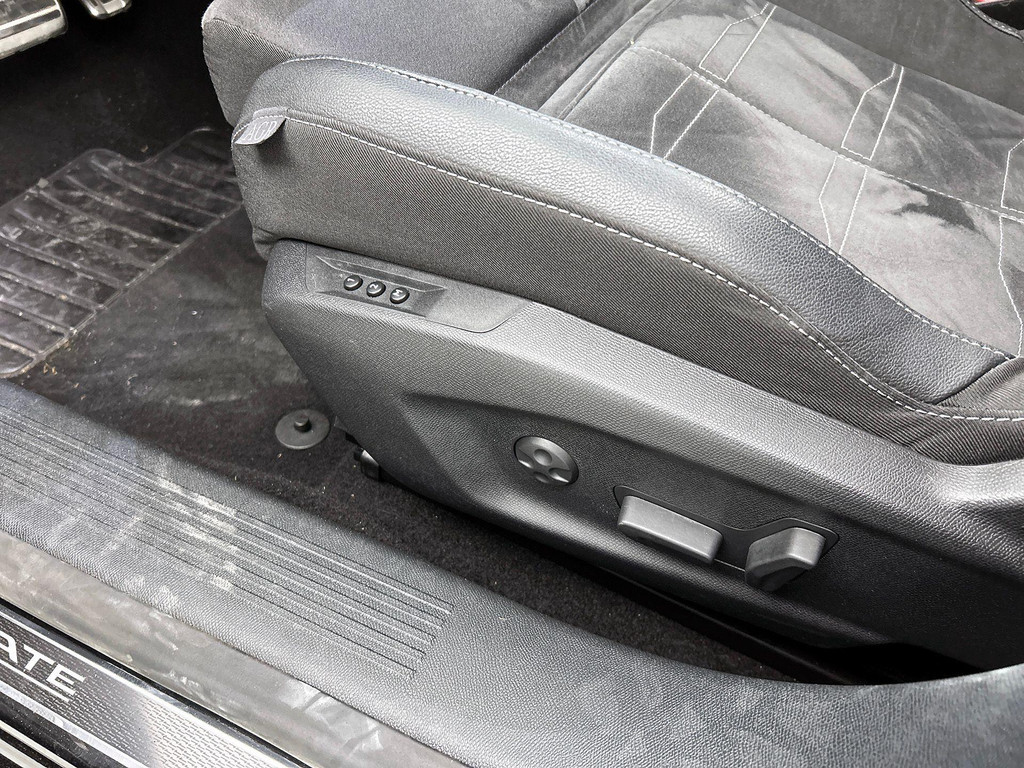 Opel Astra (JGP80P) met abonnement