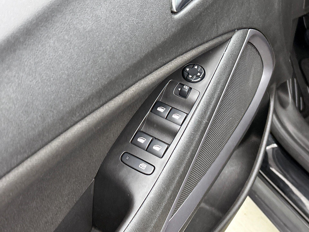 Opel Crossland (JRJ86N) met abonnement