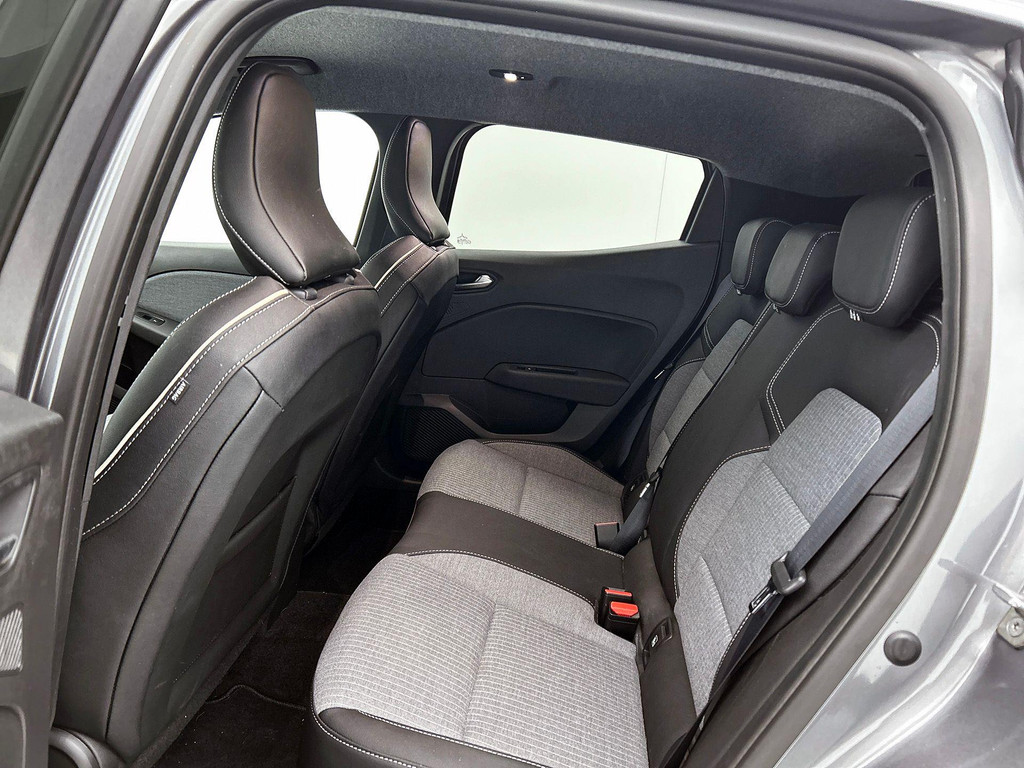 Renault Clio (GZK54J) met abonnement