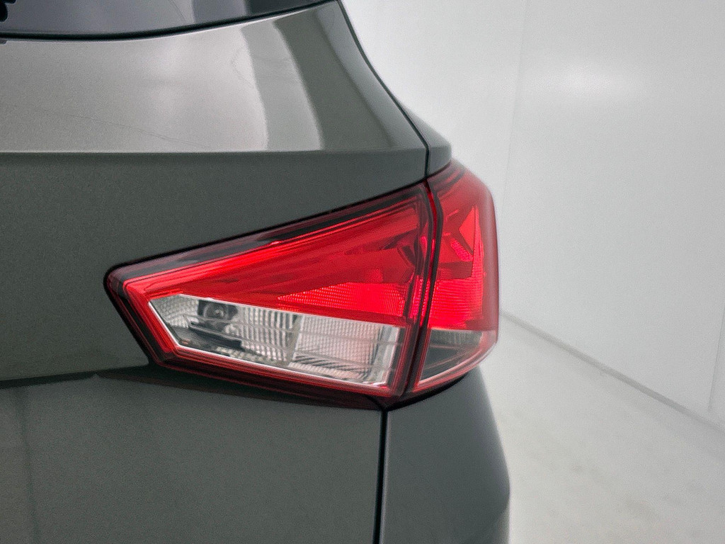 Seat Arona (JRJ09H) met abonnement