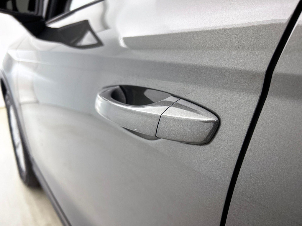 Seat Arona (JRJ09H) met abonnement