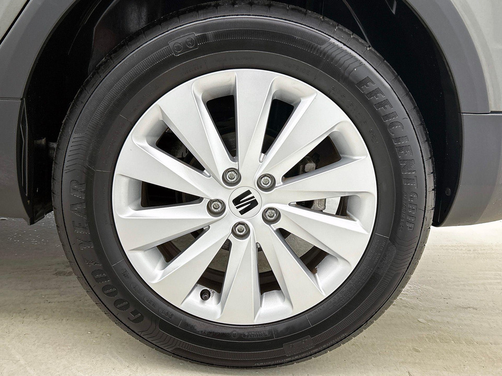 Seat Arona (JRJ09H) met abonnement