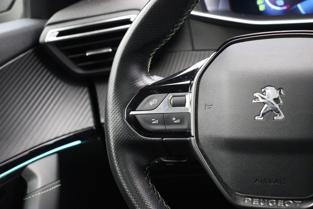 Peugeot e-2008 (K147FR) met abonnement