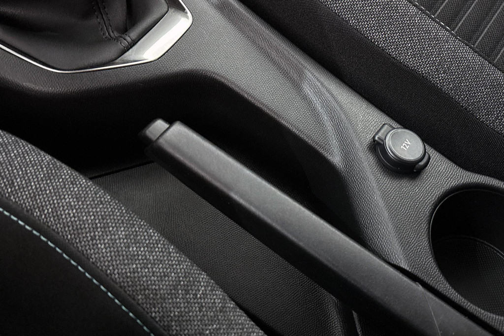 Peugeot 208 (T969FJ) met abonnement