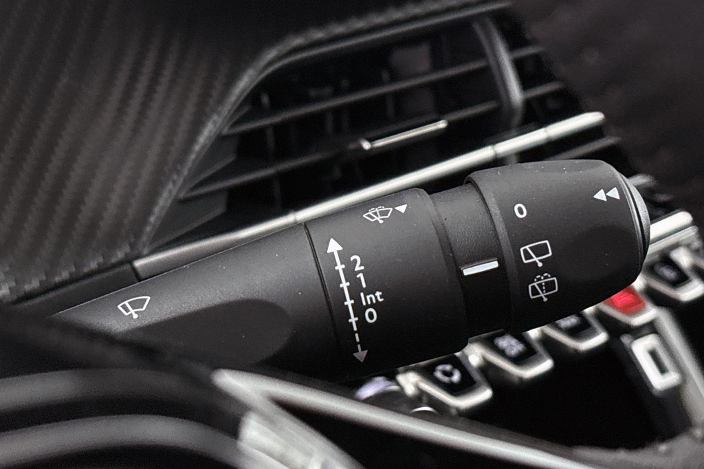 Peugeot 208 (T969FJ) met abonnement