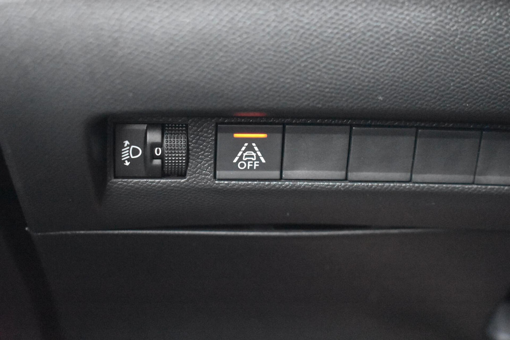 Peugeot e-208 (K644HF) met abonnement