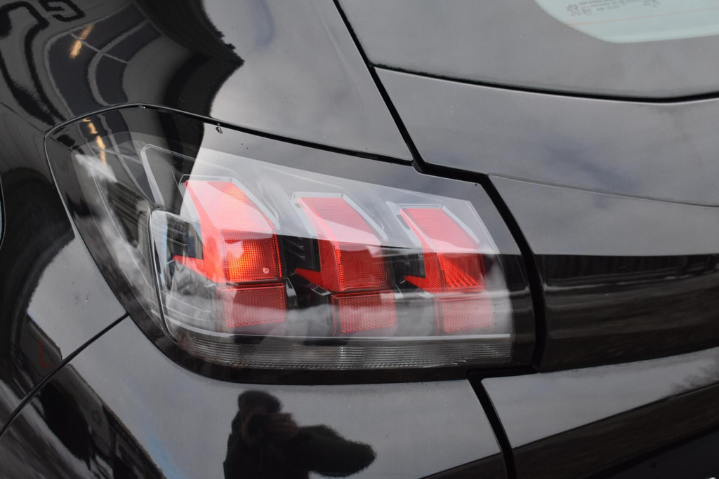 Peugeot e-208 (K644HF) met abonnement