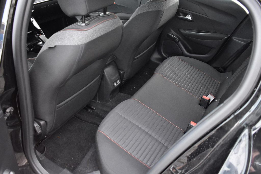 Peugeot e-208 (K644HF) met abonnement