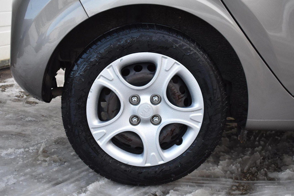 Kia Picanto (H836GL) met abonnement